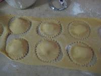 Raviolis au saumon à l'aneth et aux tomates séchées