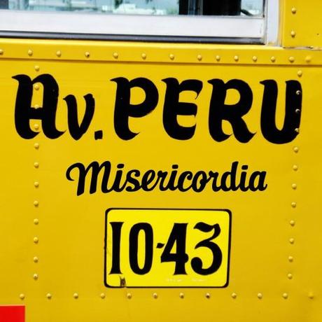 un-pull-tendance-mode-saison-Generation-Y-boutique-foulard-homme-achat-chemise-femme-en-ligne