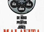 Malavita L'affiche film réalisé Besson produit Martin Scorsese.