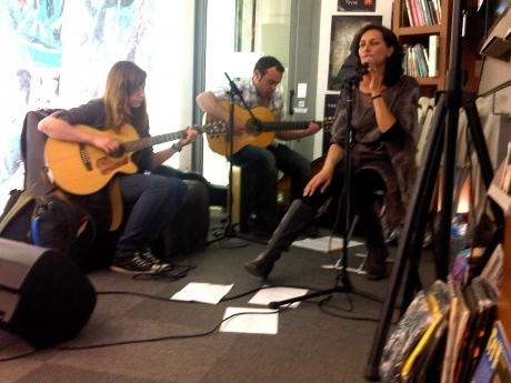 ariana tikao,chanson maorie,nouvelle-zélande