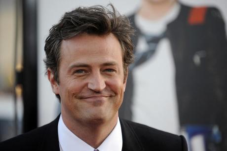 Matthew Perry. Vainqueur de ses addictions, il aide les autres - Paris Match Vainqueur de ses addictions, il aide les autres