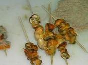 Brochettes moules, canard l'orange, noix Saint Jacques Pancetta