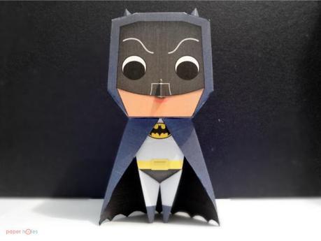 Classic Batman de paper hOles