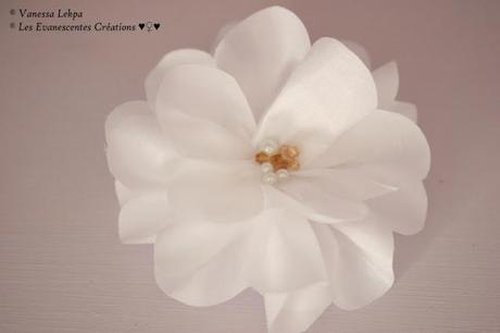 accessoire cheveux headband fleurs organza taffetas soie blanche vanesas lekpa cristal 