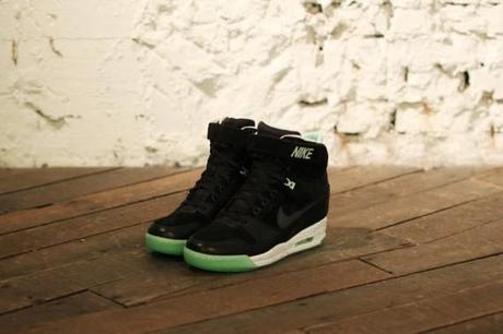 nike-air-revolution-qs-his-hers-pack-3-570x380