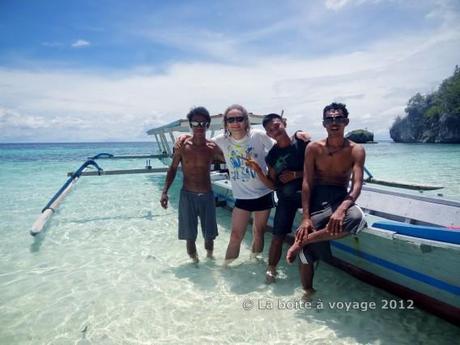Stop entre deux plongées sur la belle Karina Beach (îles Togian, Sulawesi Centre, Indonésie)