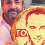 FOOD: Des portraits confectionnés dans de la pizza !