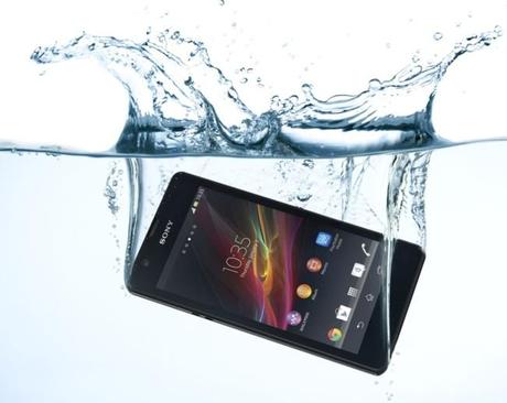 Sélection de 3 smartphone qui n'ont pas peur de l'eau (mais pas d'iPhone)...