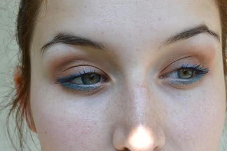 [Makeup] Café frappé au bord de la piscine
