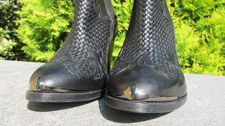 Let’s Talk About Shoes #01 shoes-05