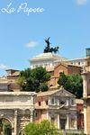 176 - Rome - Foro Romano - vue sur l'arc de Septime Sévère, l'église San Giuseppe dei Falegnami et le Vittoriano