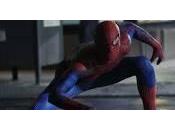 Spiderman joue basket