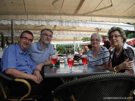 ANTIBES(06)-RETROUVAILLES ET BALADE EN FAMILLE