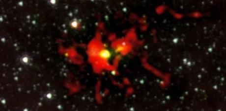 L’embryon d’une étoile géante révélé étoile, galaxie, Voie lactée, noyau stellaire, formation d'étoile