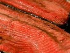 Norvège reconnaît saumon peut être dangereux pour santé