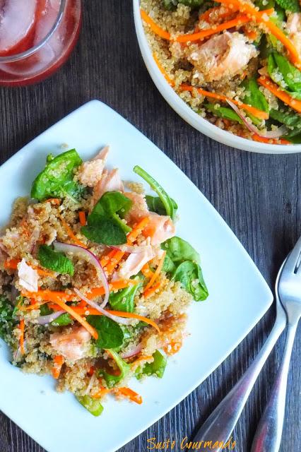 Salade de quinoa aux épinards et saumon