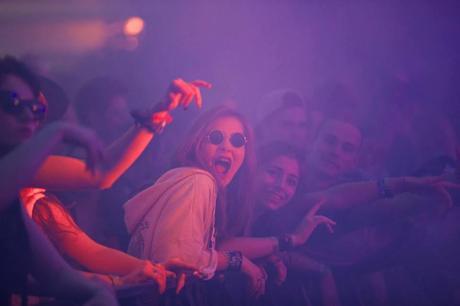 PEACOCK SOCIETY – NUIT #2 1006296_158783017647764_1835553334_n