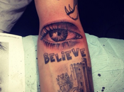 JUSTIN BIEBER nouveau tatouage Moms always watching