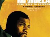 Idris Elba lève poing dans bande annonce Mandela Long Walk Freedom