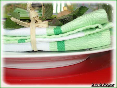 table déjeuner sur l'herbe 32