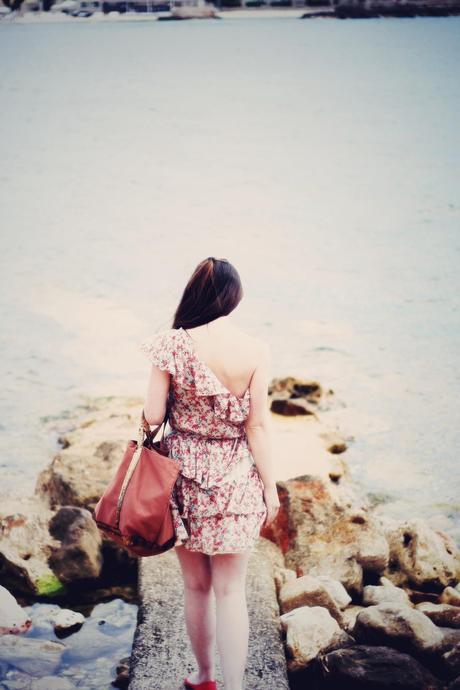 toulon-robe-asymétrique Toulon