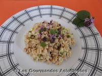 Salade de riz aux courgettes et au tofu