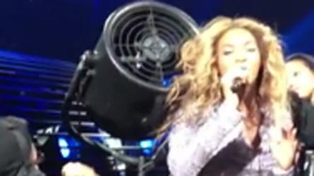 Beyoncé : Ses cheveux aspirés par un gros ventilateur (Vidéo)