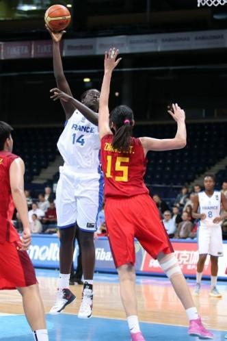Mondial 2013 U19: Les Bleuettes assurent encore !!! Aby-Gaye-fiba.jpg