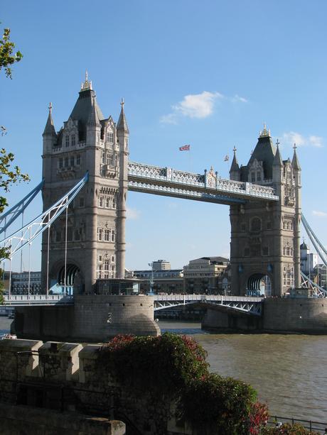 Wikipédia et l'anticipation pas encyclopédique pour un penny