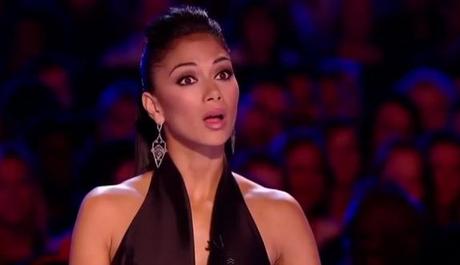 Une candidate débarque en string aux auditions de X-Factor. Nicole Scherzinger est stupéfaite !