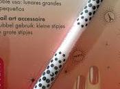 Accent nail avec dotting tool Boujois Anema]...