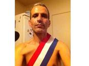 PHOTO Malek Boutih pose torse soutien Femen