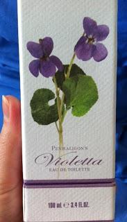 Violetta de Penhaligon's ... le parfum d'un jour ... Mon parfum ...