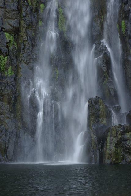 Une des nombreuses cascades présentes à la Réunion