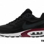nike-air-classic-bw-black-anthracite-team-red-atomic-red-4-570x381