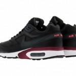 nike-air-classic-bw-black-anthracite-team-red-atomic-red-3-570x381
