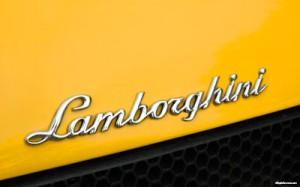 Location insolite de la semaine: la Lamborghini!