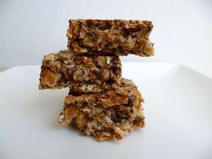 barres multicéréales hyperprotéinées aux pommes séchées et aux graines de lin (sans beurre ni sucre) P1050405