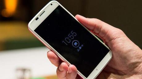 Moto X présenté officiellement : APN 10 Mégapixels et Ecran de 4.7″ Google-et-Motorola-ont-révélé-le-Moto-X