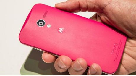 Moto X présenté officiellement : APN 10 Mégapixels et Ecran de 4.7″ Le-dos-du-Moto-X