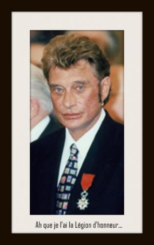 Johnny-Hallyday-recoit-la-Legion-d-Honneur-en-1997_exact810x609_lLH.jpg
