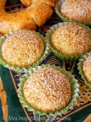boules-de-cacahuetes-aux-graines-de-sesame1.jpg