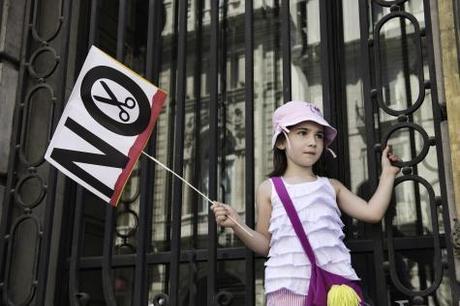 Marée blanche, manifestation contre les coupes dans le budget de la santé.