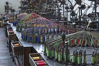 Tresses 13 dés-tresse et délacet treize tresses