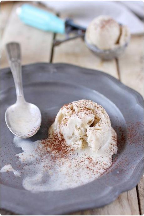 Glace à la banane et au fruit de la passion