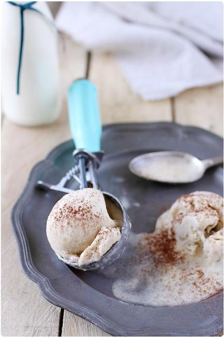 Glace à la banane et au fruit de la passion