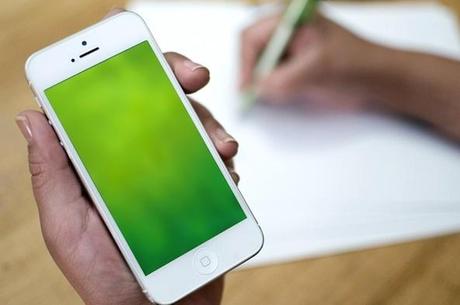 Deux fonds d'écran inspirés de l'iOS 7 pour votre iPhone...
