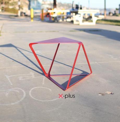 Table X-Plus 2 structure et empilement par Xiaoxi Shi