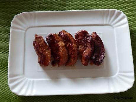 Travers de porc caramélisés / Caramelized pork ribs