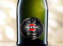 BRUT_Close_Up_Bottle_Label_resize